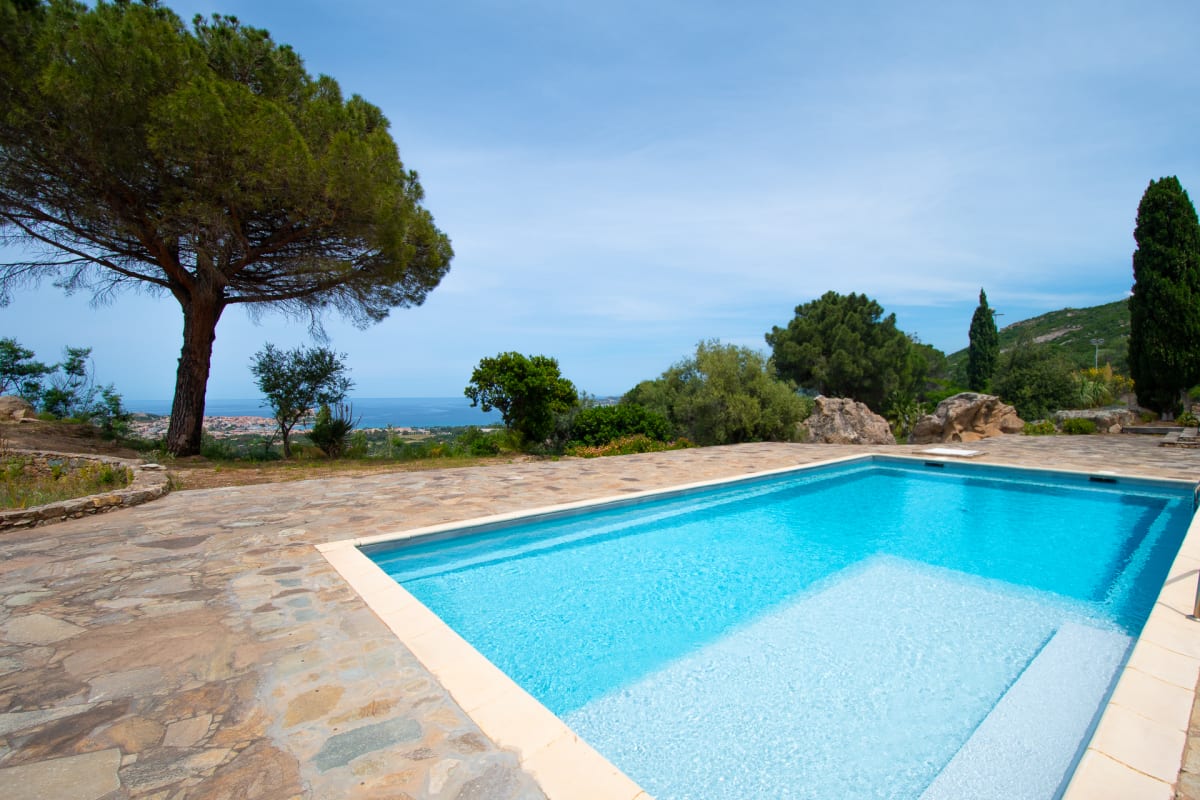 Casarone - Havre de paix avec vue sublime sur Calvi, piscine et nature