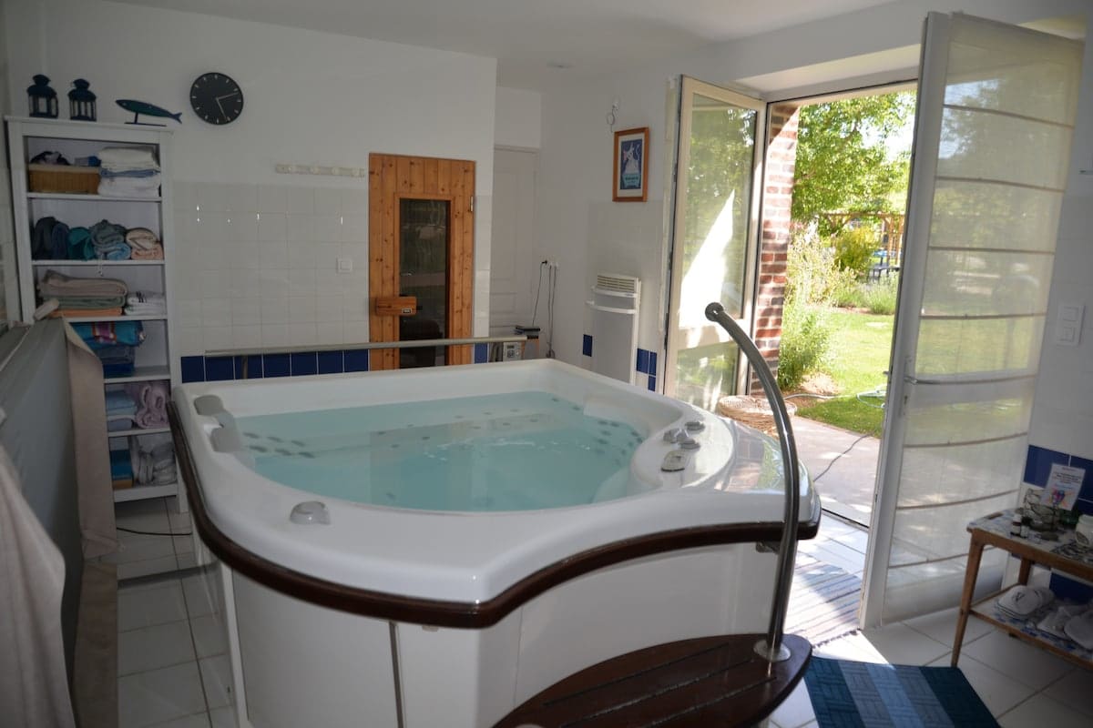 Immobilier La Mélinothe grand gîte de charme 5* avec spa  