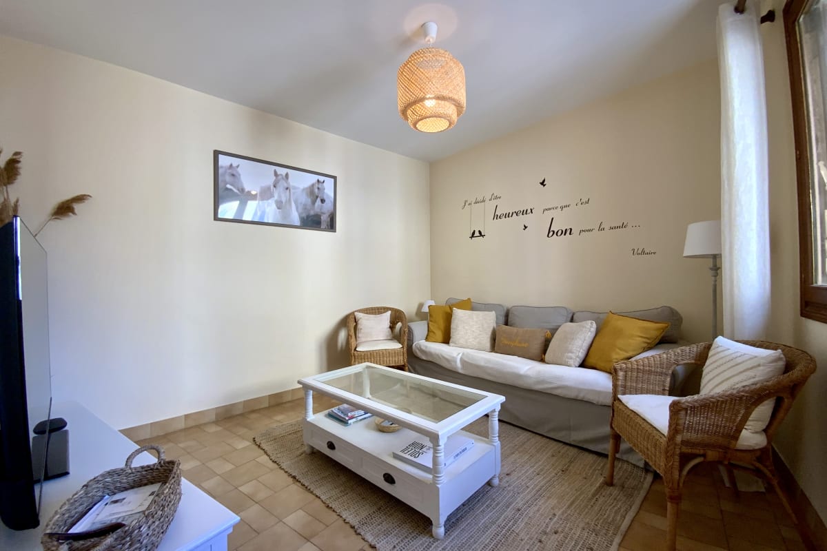  Maison Villa Isabelle- Vaste maison lumineuse avec cour !
