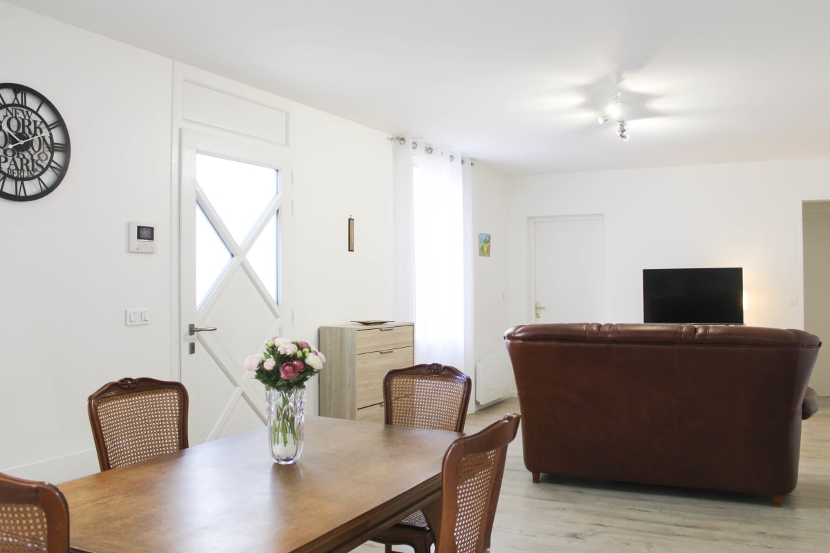  Appartement Appartement rénové et chaleureux - 2 chambres