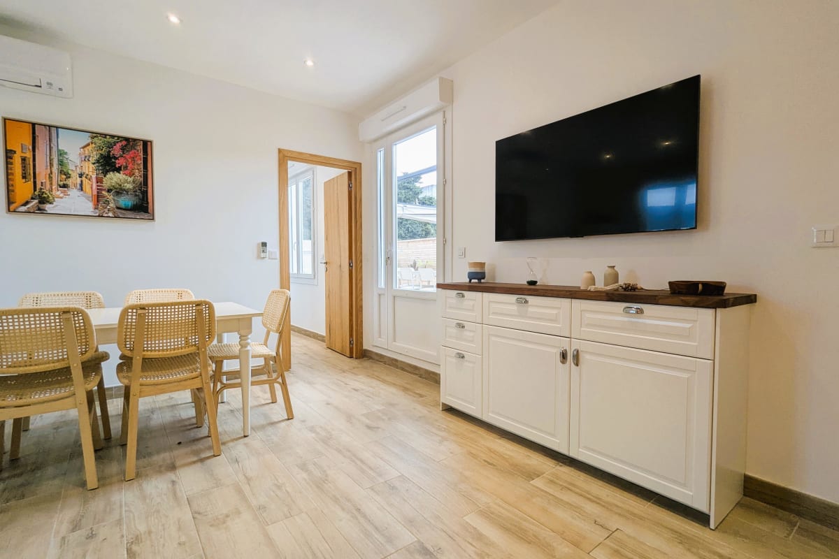  Appartement Penthouse avec grande terrasse, à 2 pas des plages