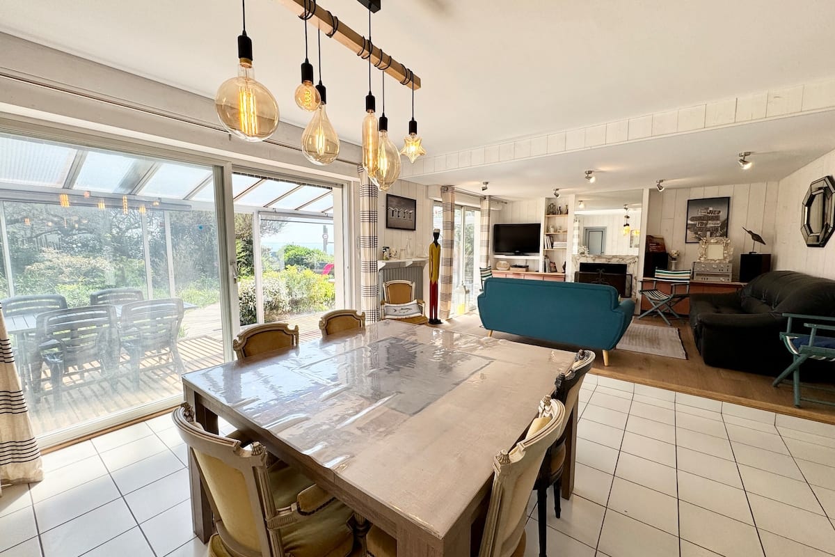 Immobilier Spacieuse maison au bord des plages  