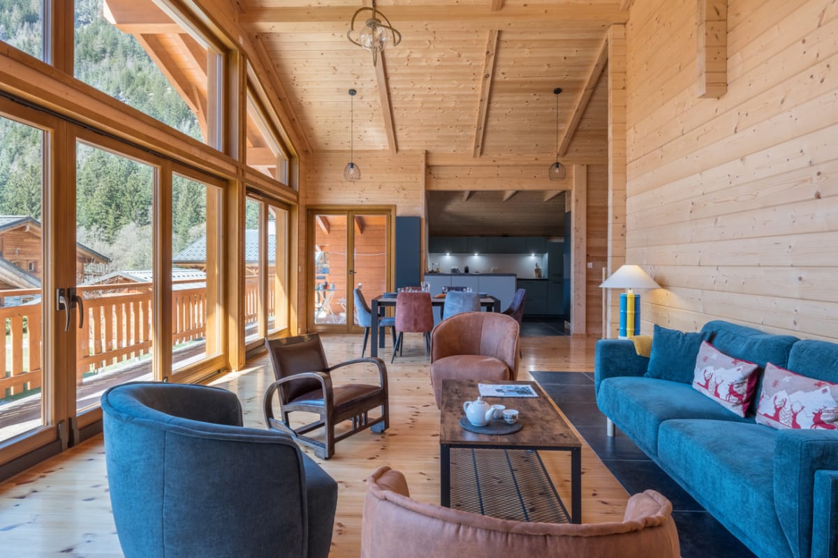 Chalet   Lumineux chalet avec vue Mont Blanc sublime