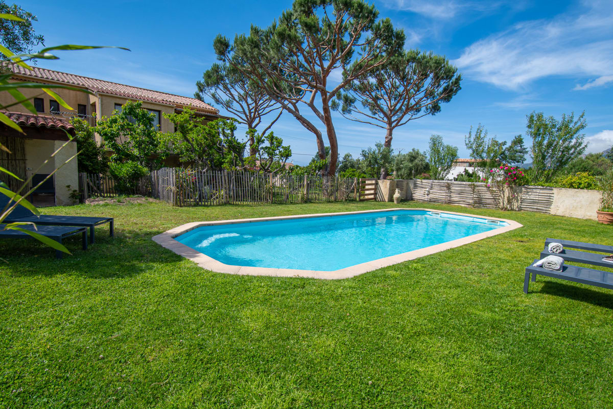  Appartement Luce : Appart , calme,  piscine chauffée, 5 min des plages et proche Calvi