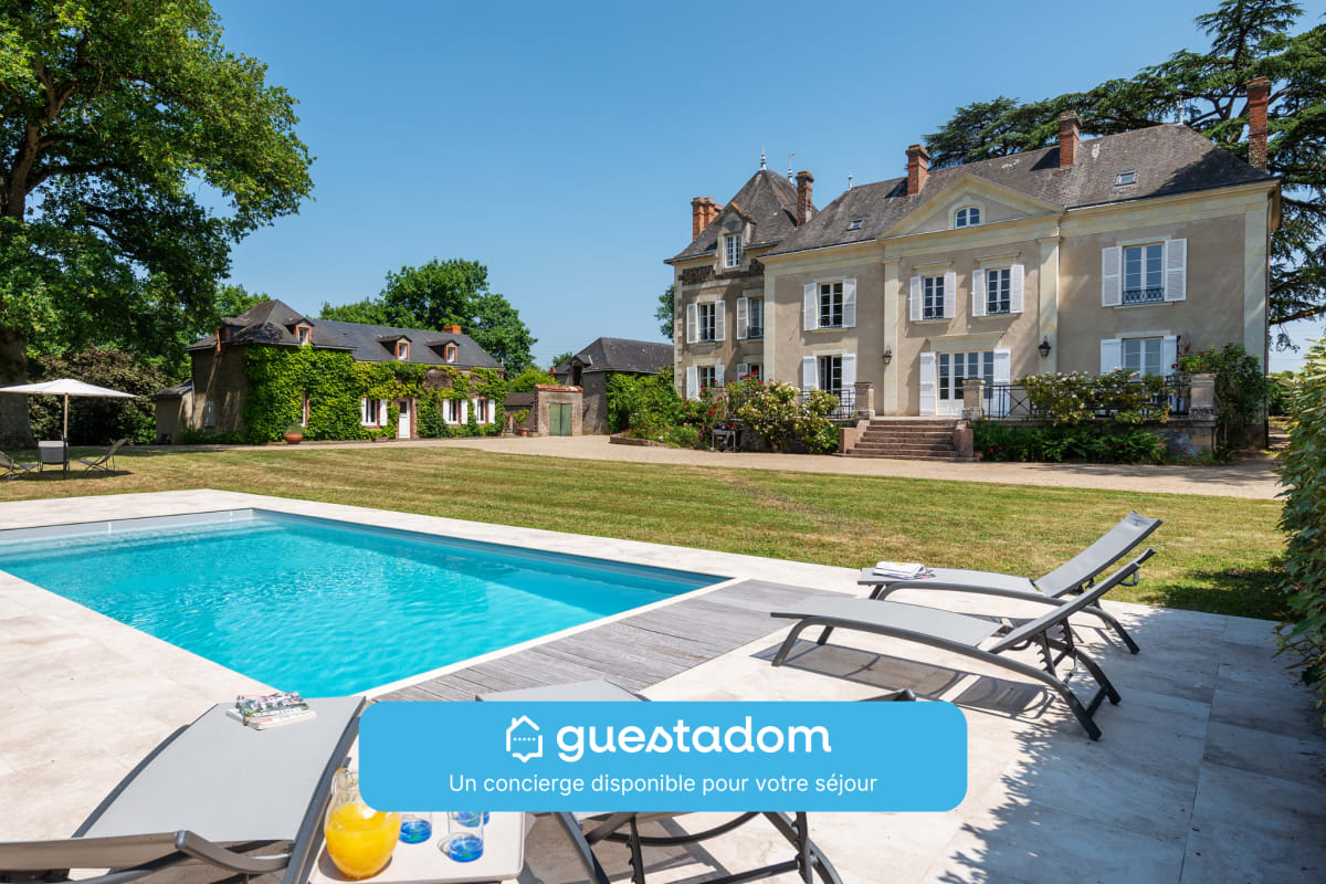 Le Pasty - Piscine - Tennis - Puy du Fou