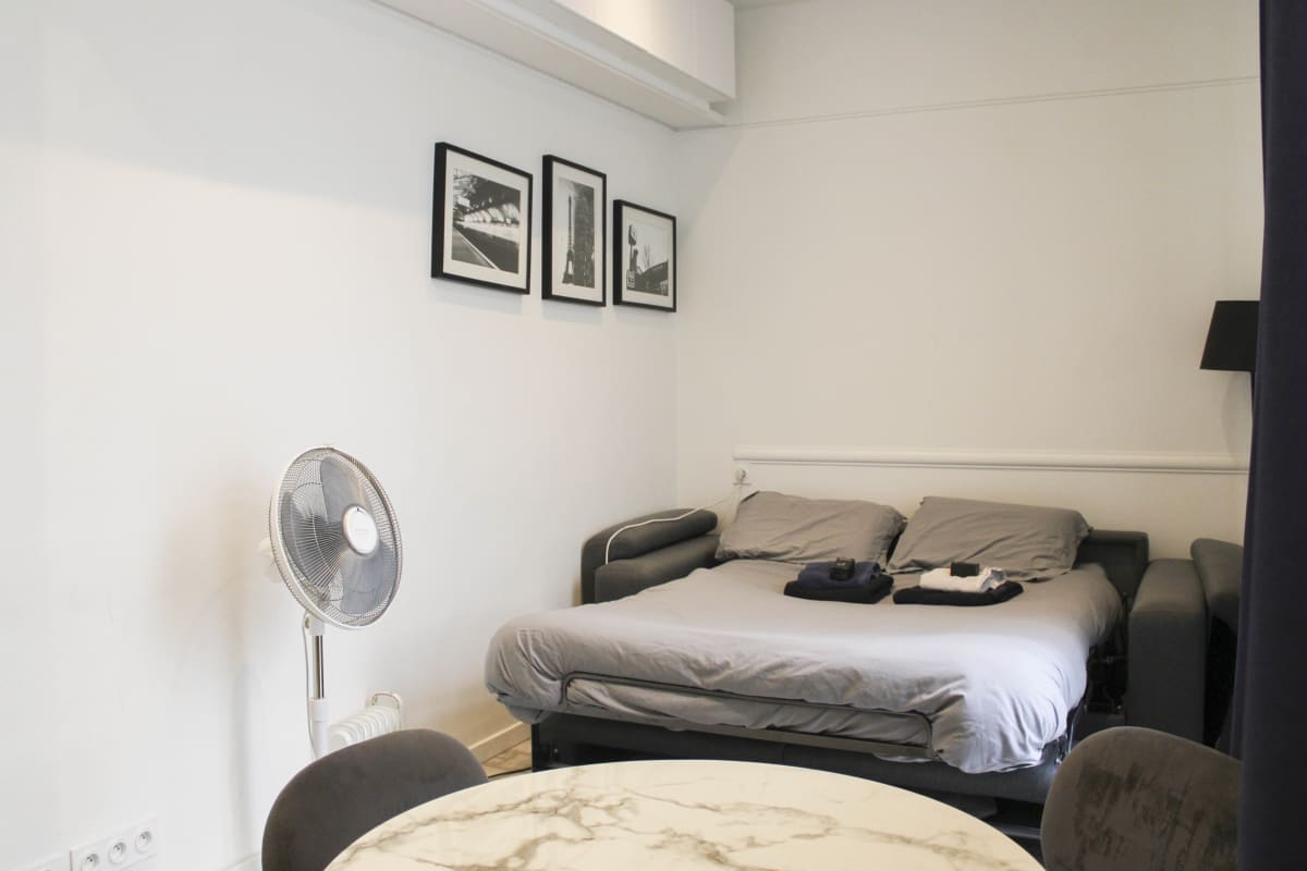  immobilier  Studio Proche Tour Eiffel 