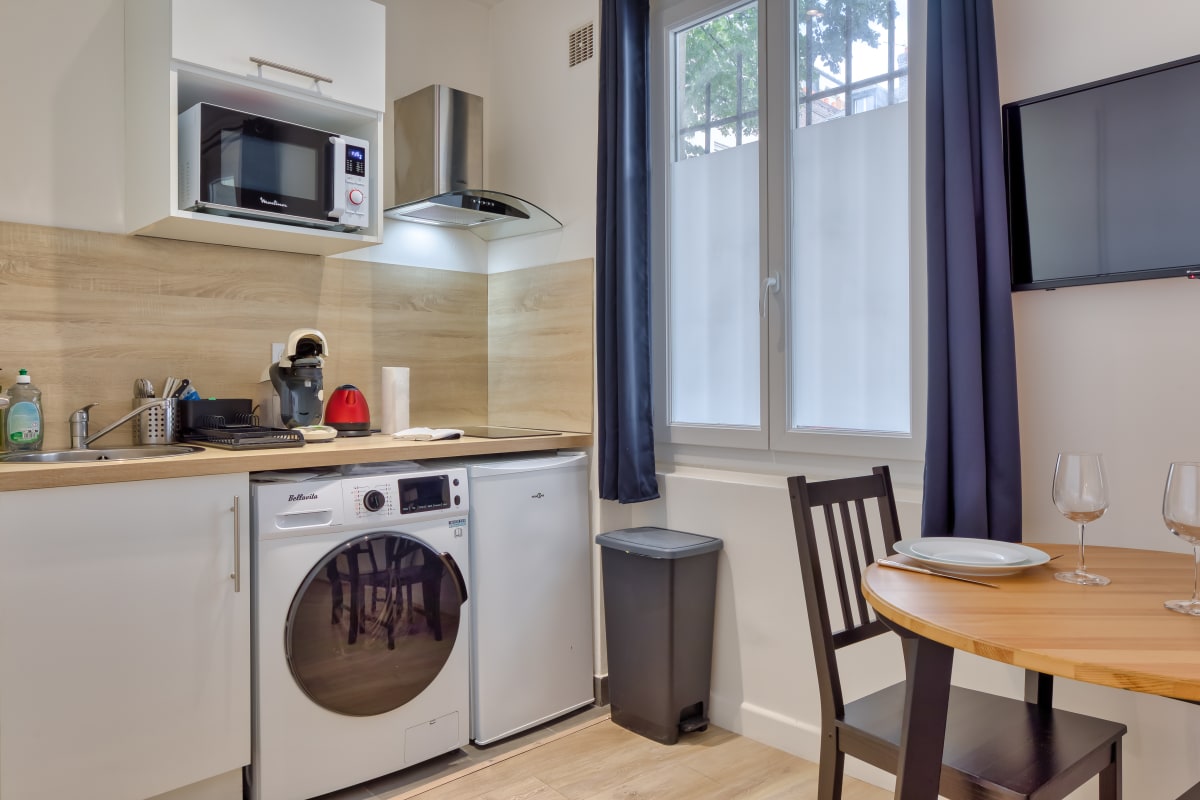 Appartement Anne : studio tout équipé à proximité de la gare et du centre-ville 