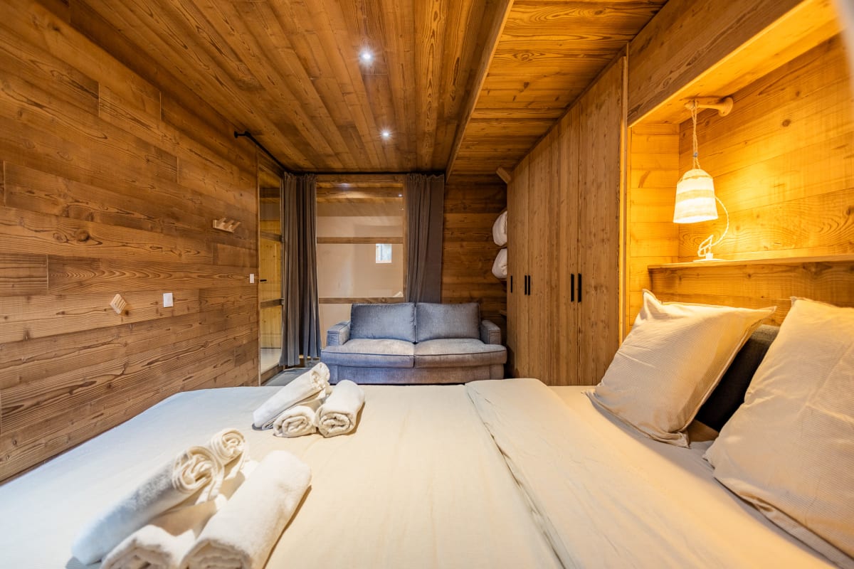 Chalet Chalet authentique et spacieux à Méribel – 5 chambres 