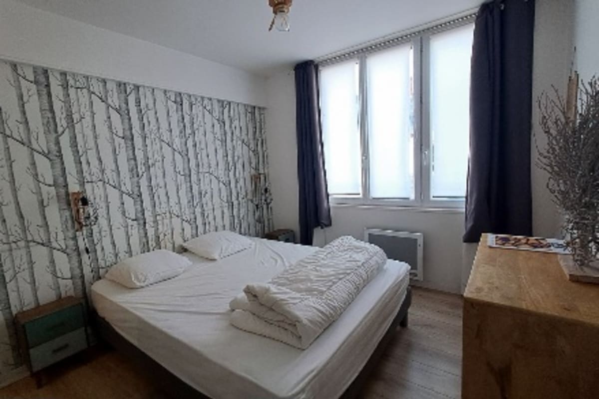 Appartement   Joli studio 32 mètres carrés à côté de la plage