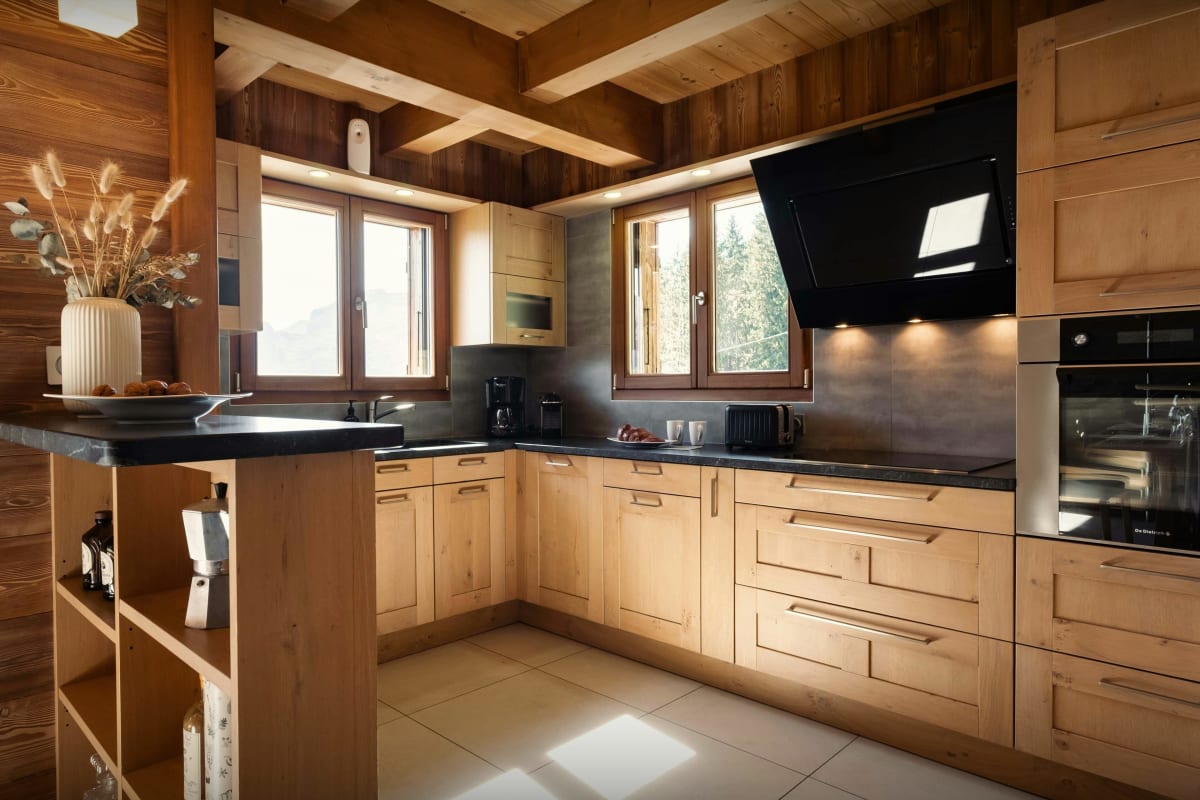 Immobilier Vacances au calme pour 8 avec hammam & jacuzzi - OVO Network  