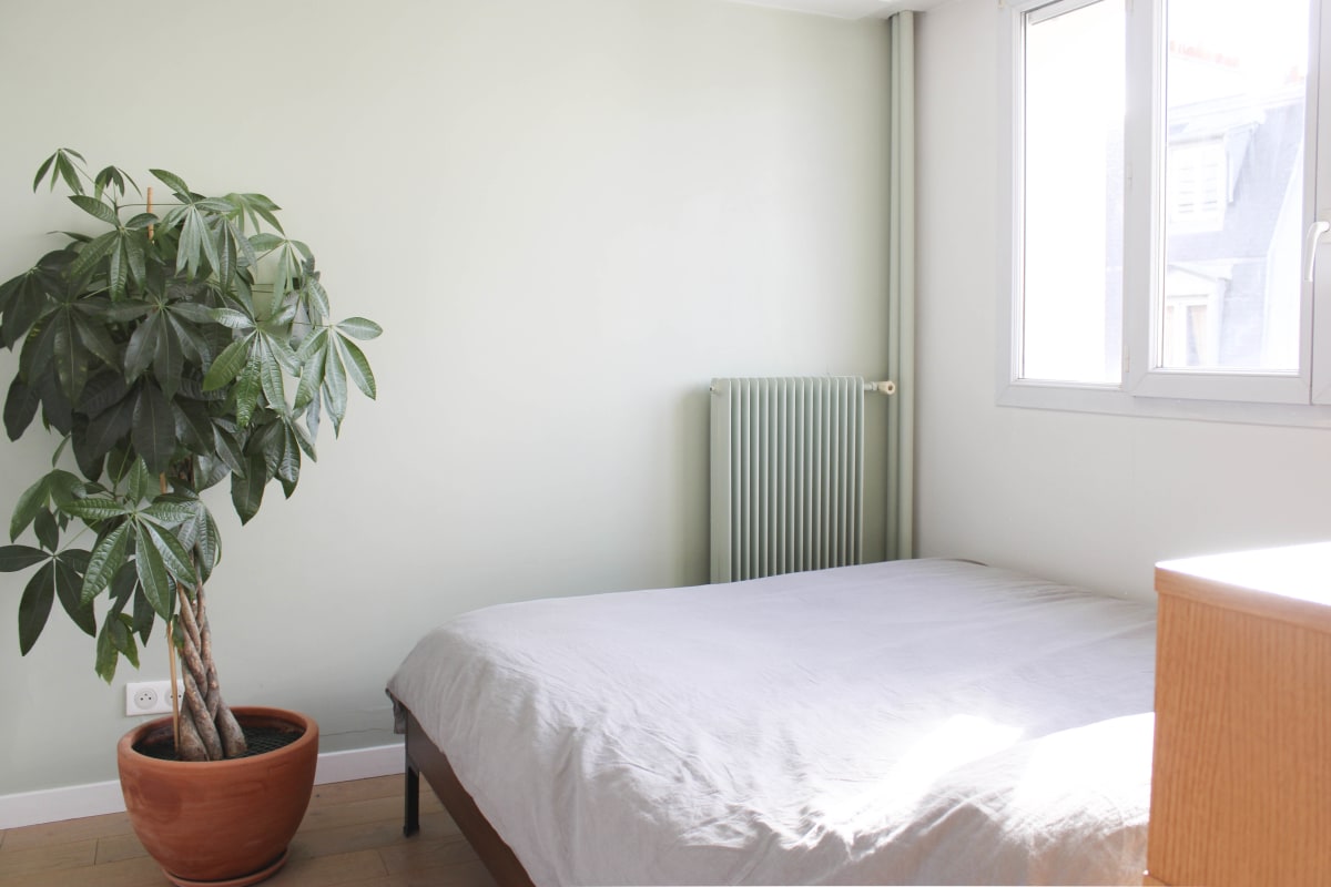 Immobilier Appartement lumineux avec vue sur la Tour Eiffel  