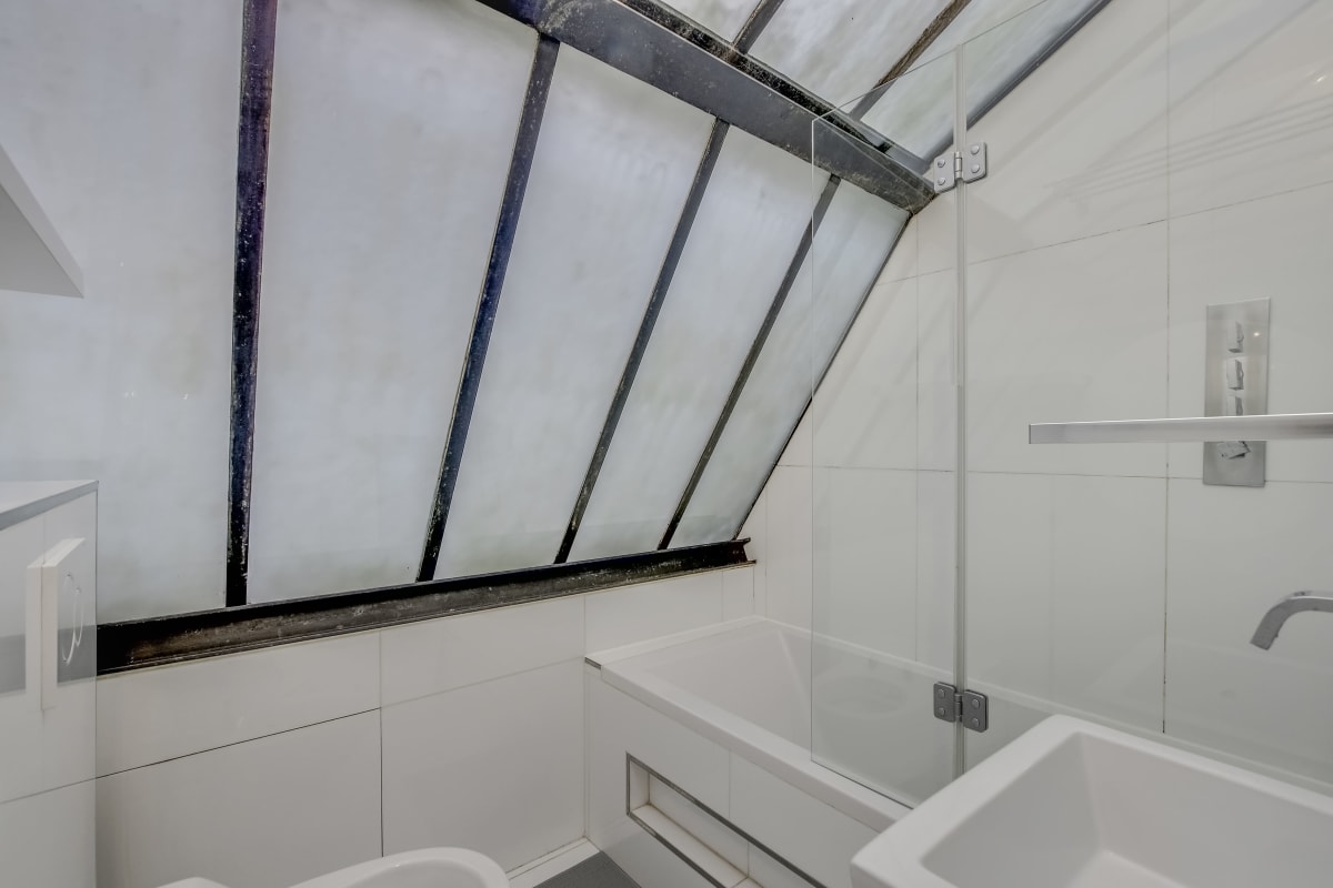Immobilier Duplex design dans le 14e - 4P - Gare Montparnasse  