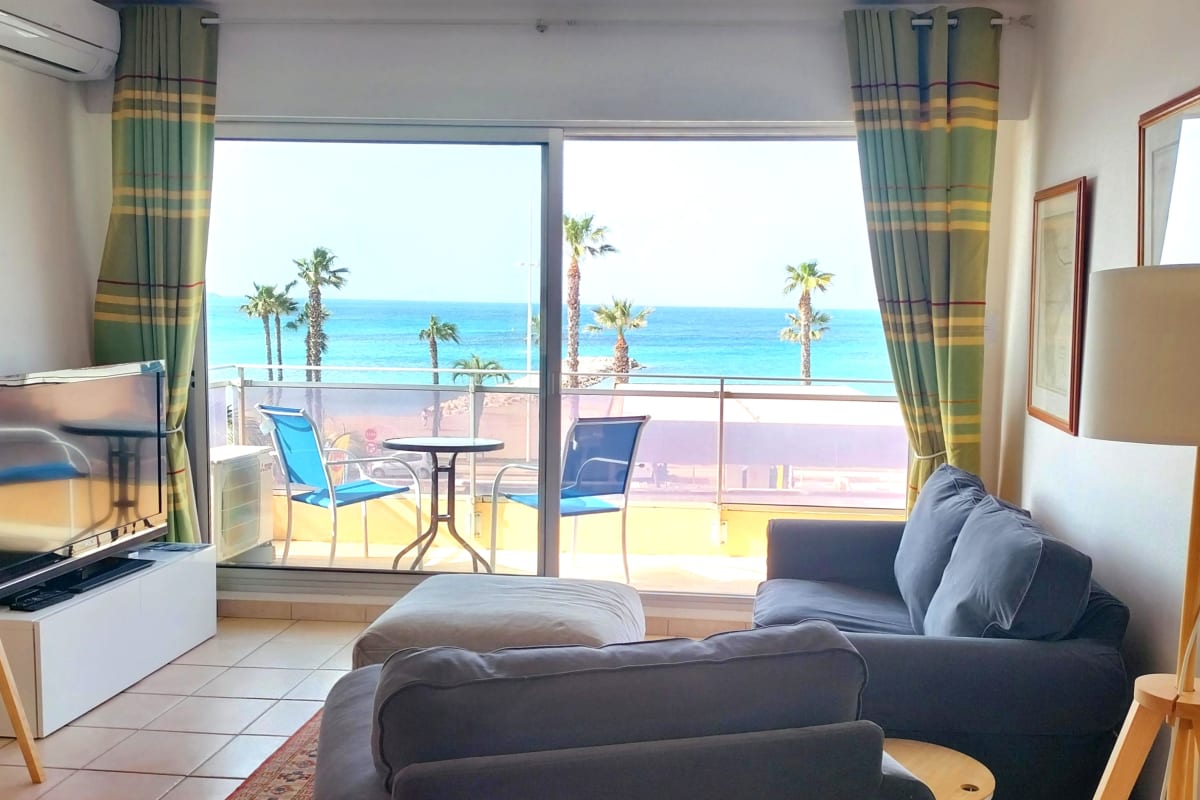 Vue Mer Panoramique et Plages à Pied