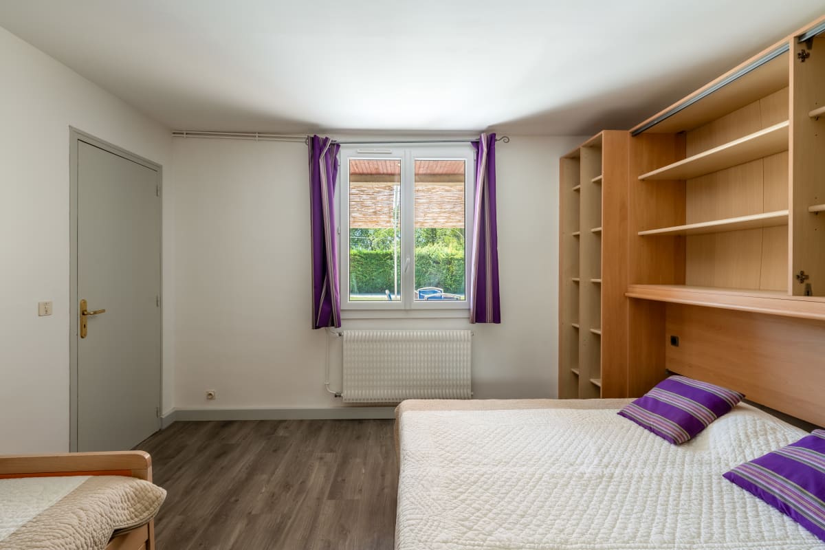 Maison Logement avec piscine et terrasse 