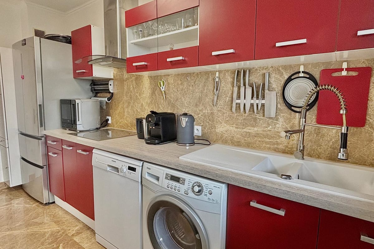  immobilier  Appartement 80 m² Vue Mer & Piscine – 6 Voyageurs