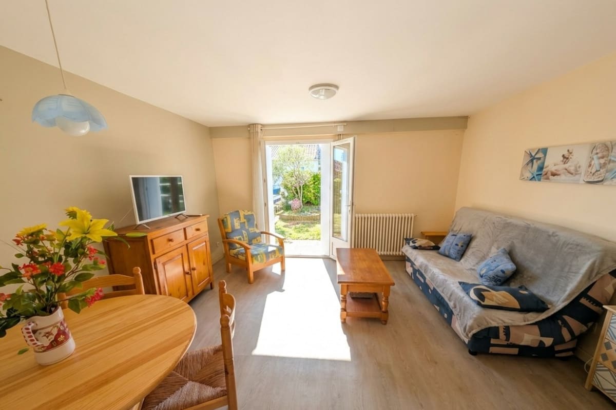 Villa 14 personnes, proche plage et commerces