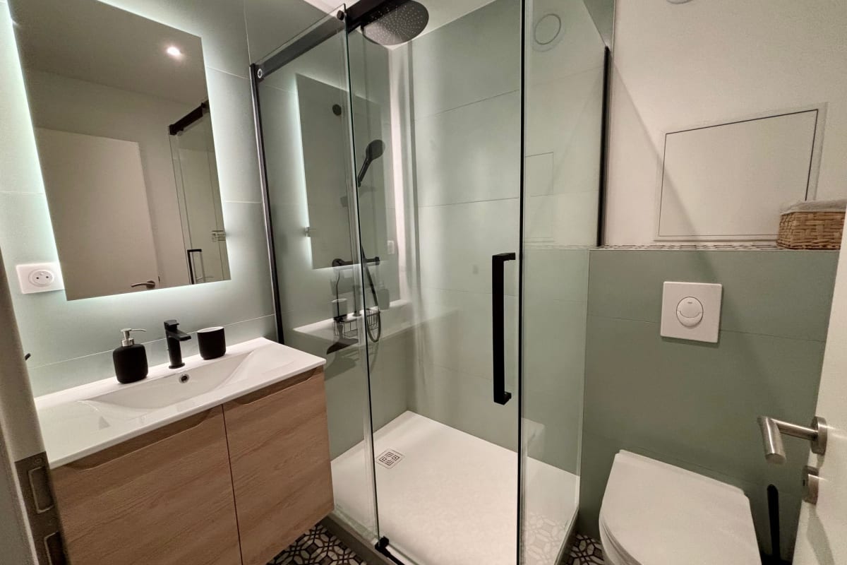  immobilier  Studio Moderne : Confort & Style