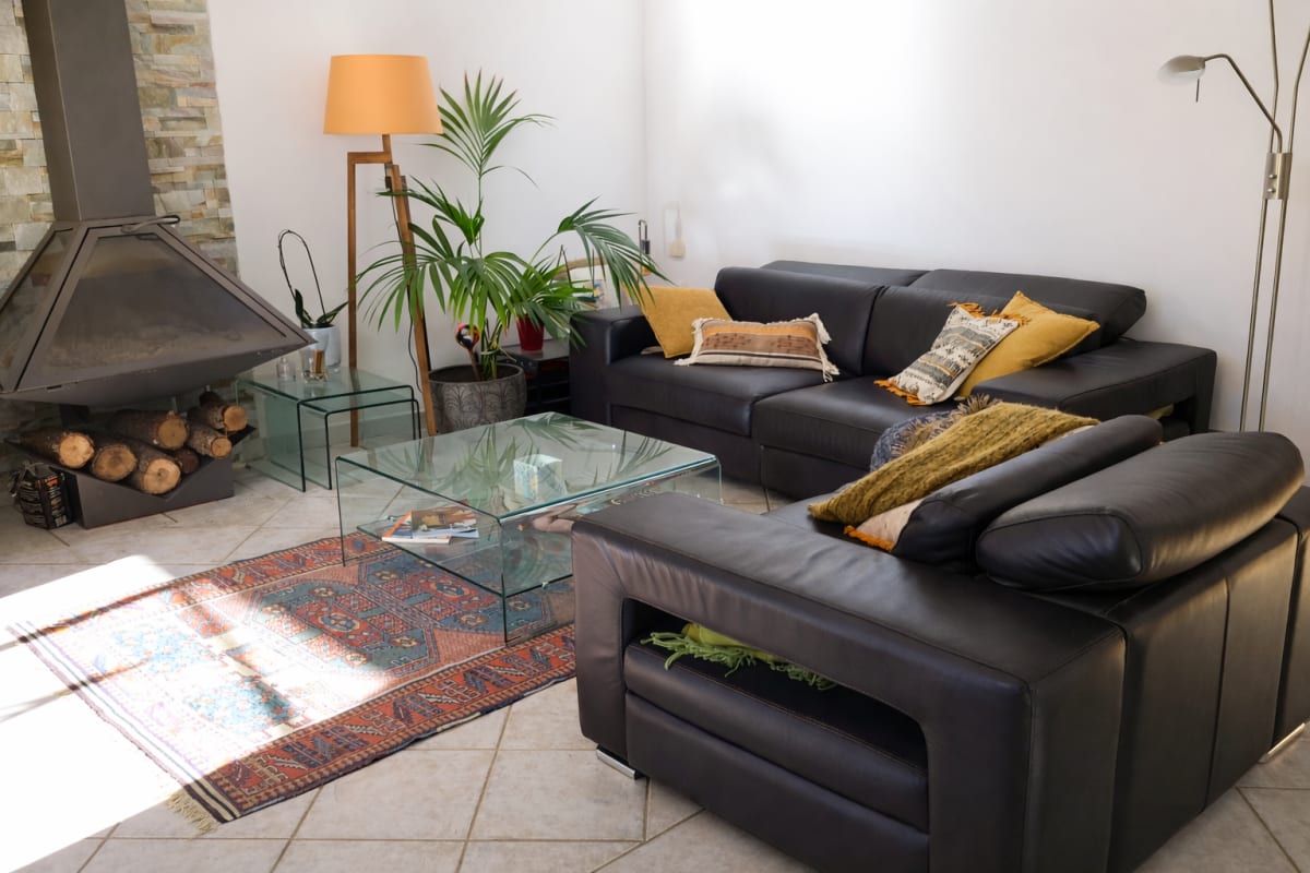 immobilier  Villa provençale de 140 m² avec piscine privée