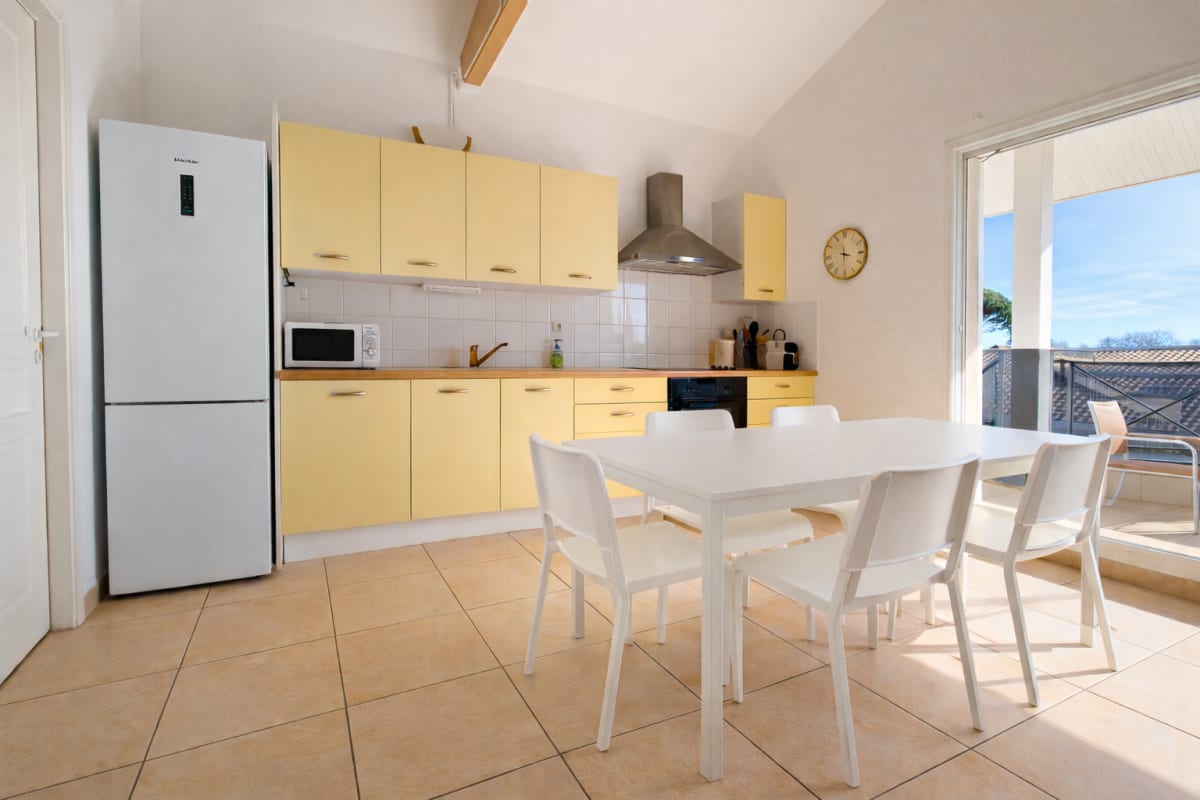 Appartement Appartement de charme avec terrasse à Arès 