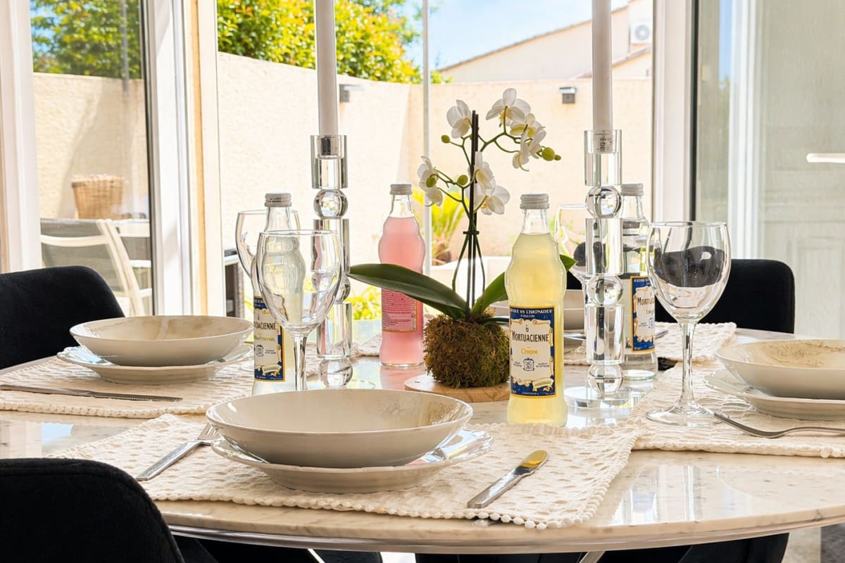 Immobilier Villa CAROLINA - Jardin privé et confort proche du centre ville  