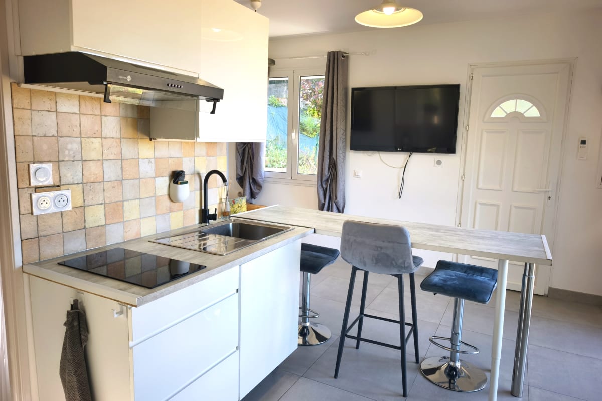  immobilier  Maison abec jardin à 15 min des plages 