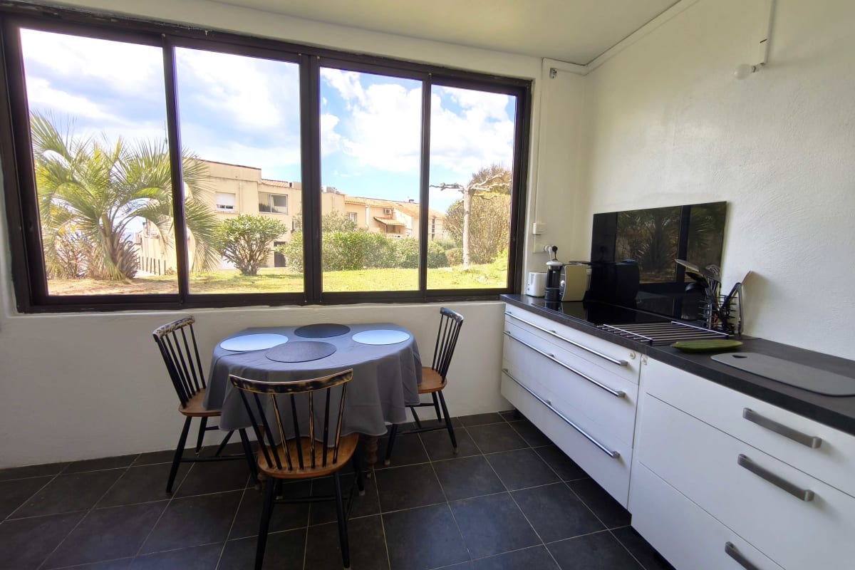  Appartement à 100m de la mer avec terrasse 