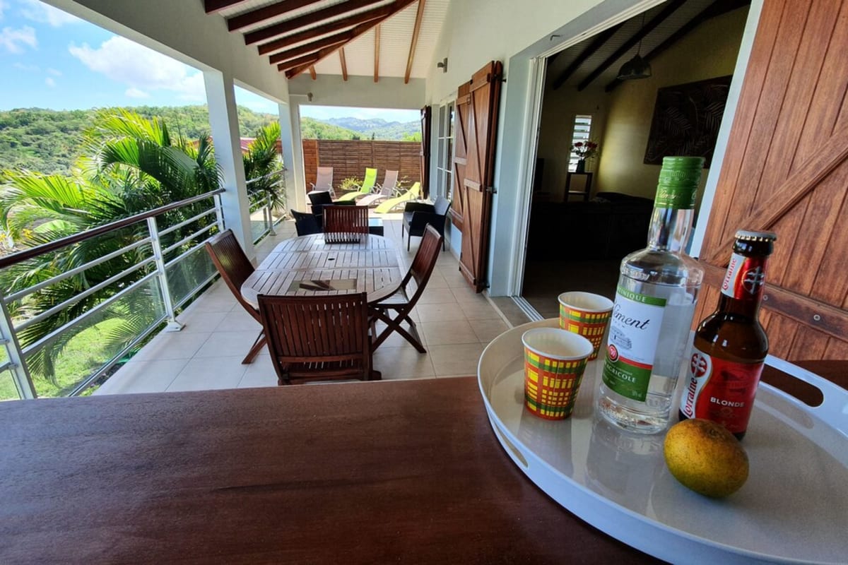  Haut de Villa  10 pers • Vue Panoramique & Piscine  