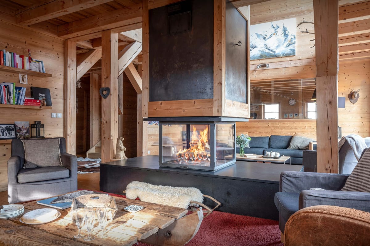 Chalet   Spacieux chalet pour 15 à Combloux avec sauna et terrasse - OVO Network