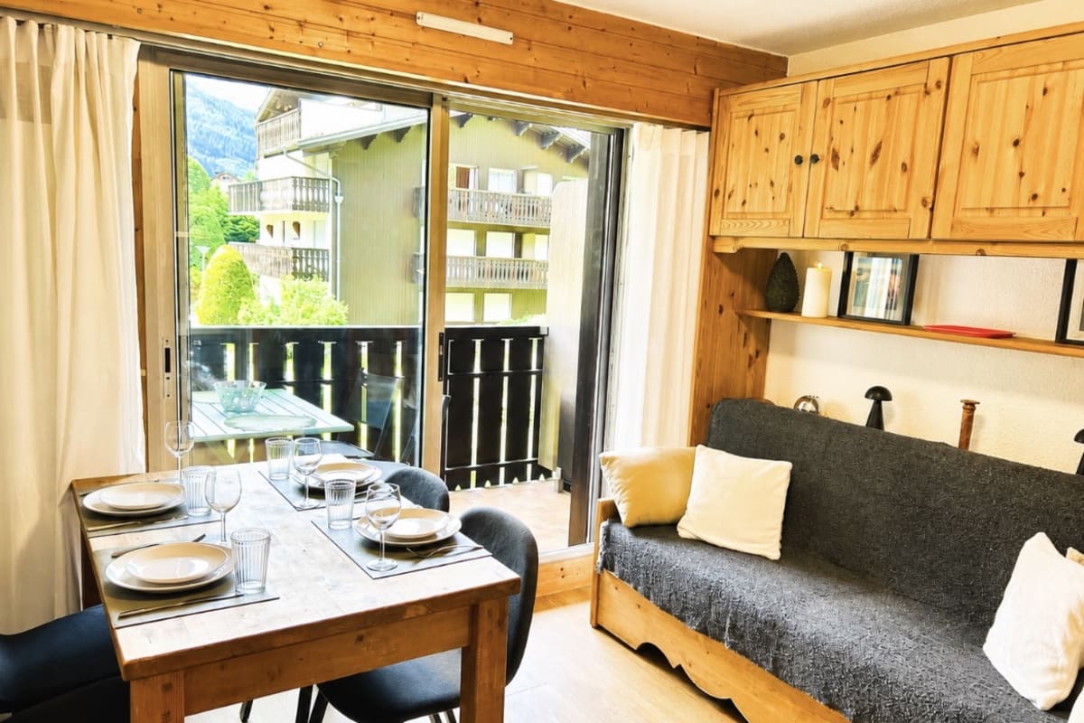 Appartement Studio rénové vue Mont Blanc | Parking 