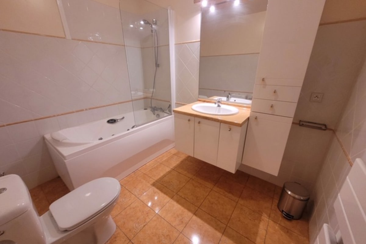 Immobilier Maison lumineuse à 300m de la plage de Fréjus  
