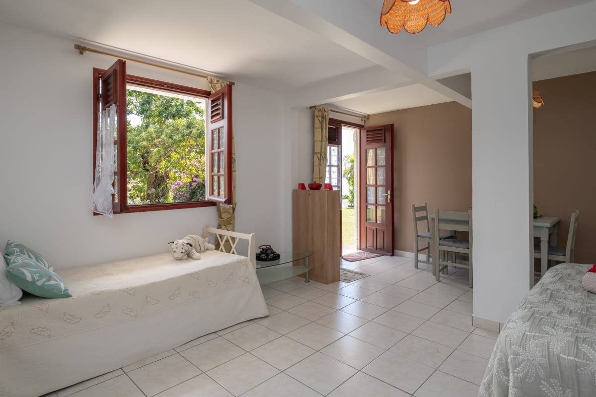 Immobilier L’écrin -AC- 40 m² - Entre mer et volcan  