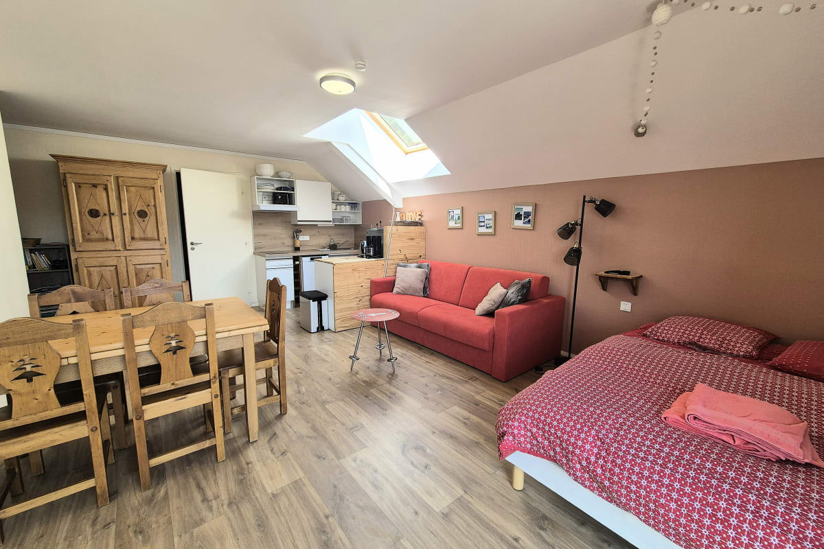  immobilier  Appartement spacieux  La Féclaz - Piscine 