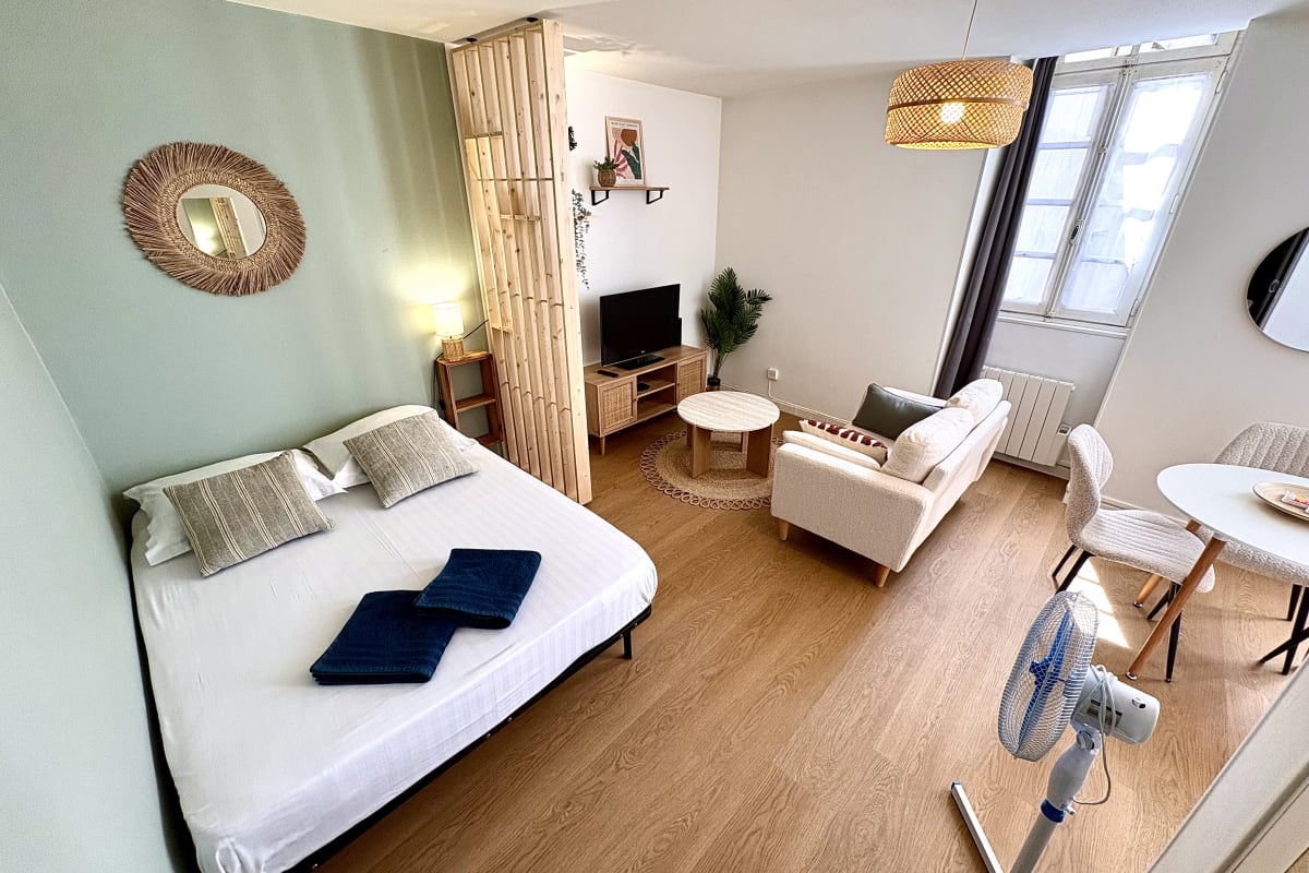  immobilier  Charmant studio au cœur du quartier Bouffay