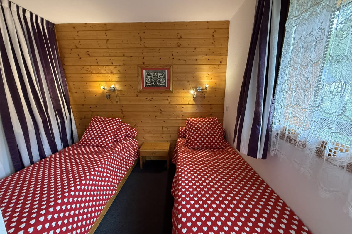  Appartement Appart 4 pers • proche pistes• Piscine et sauna • Risoul