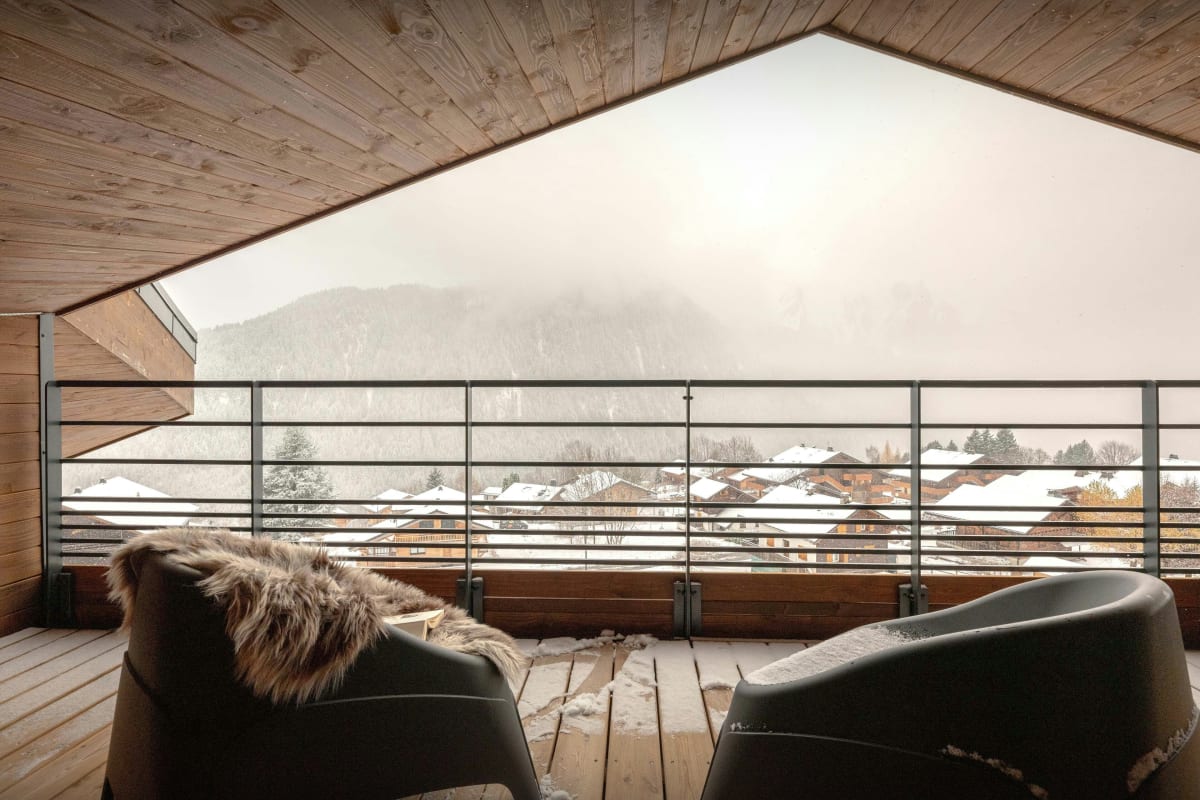 Appartement récent pour 8, balcons et superbe panorama - OVO Network