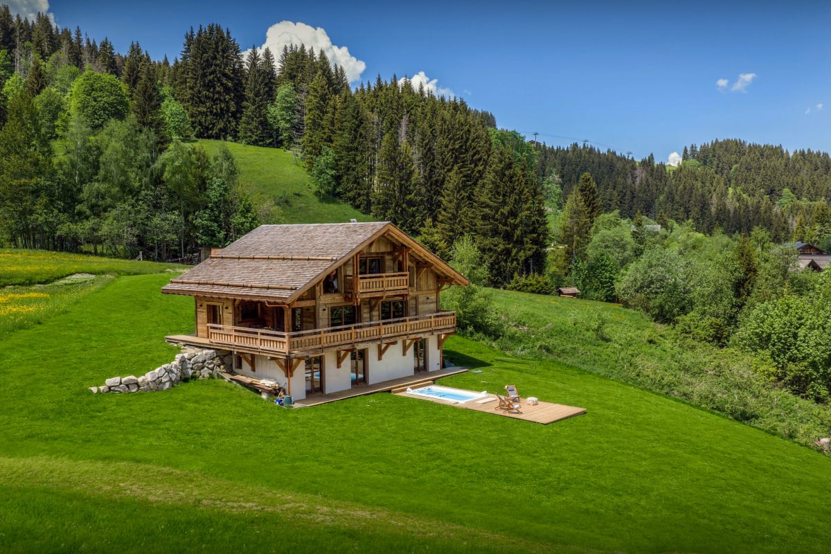  Chalet Chalet skis aux pieds pour 10 à Saint-Gervais avec spa - OVO Network