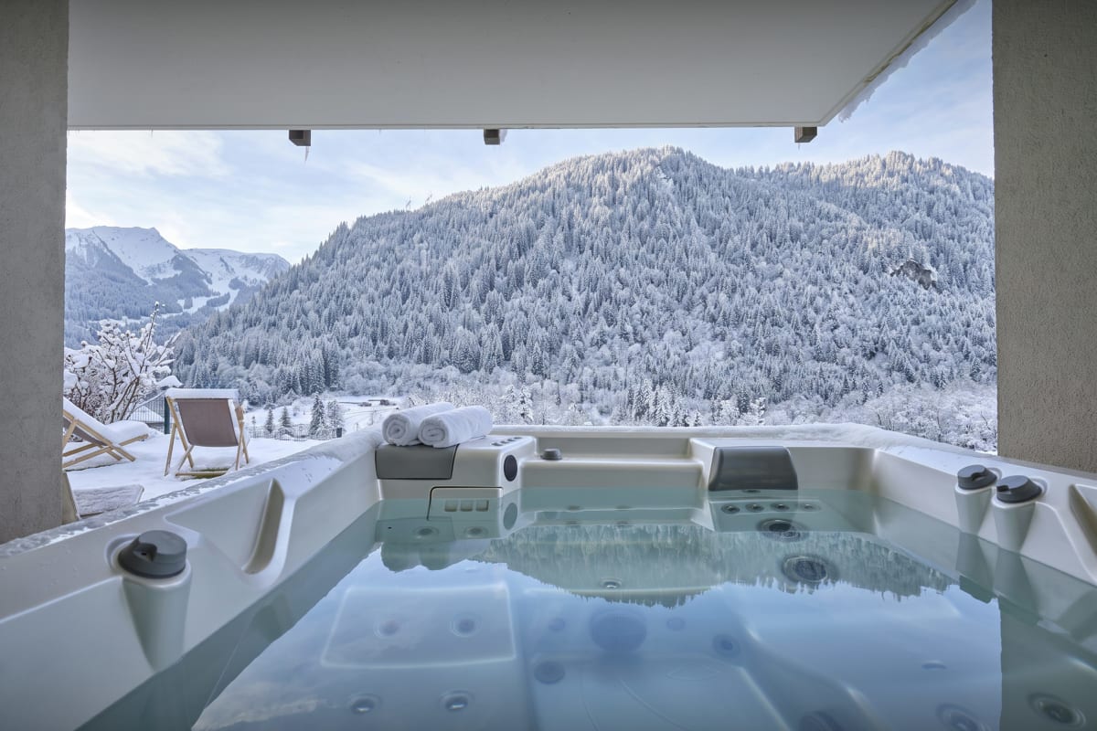 Chalet Chalet pour 10 à Châtel avec jacuzzi, terrasse et panorama - OVO Network 