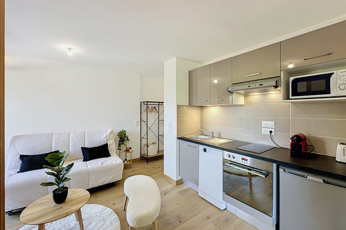 Appartement   Studio Cosy avec Balcon & Vue Mont-Blanc