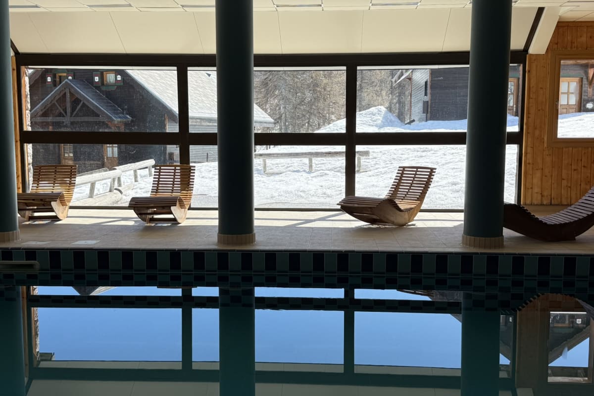 Immobilier Risoul :T2 4-6 pers - Balcon piscine sauna  