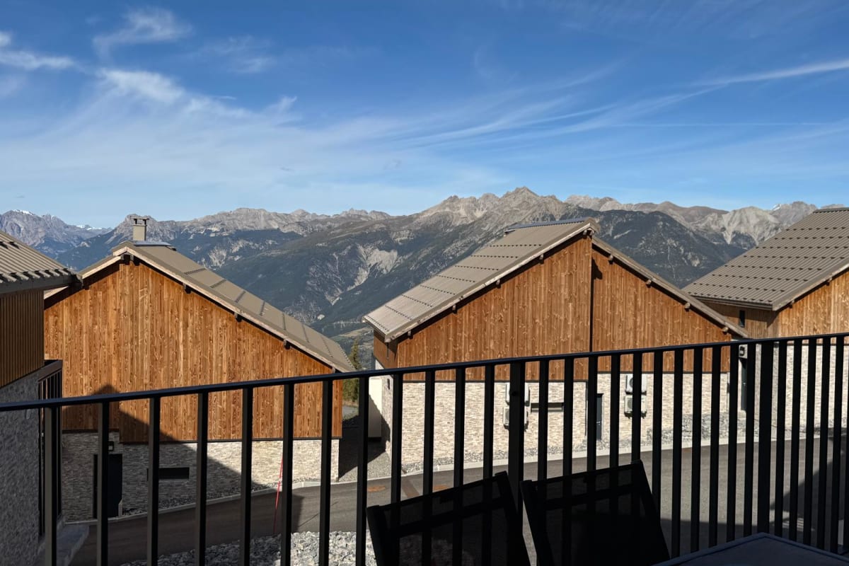  immobilier  Chalet neuf 120 m² · 5 chambres, haut de gamme à Risoul 