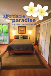 LAST MINUTE OPENING Charming island style Studio just steps to Kailua beach
