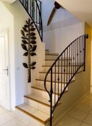 escalier menant au premier étage