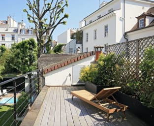 rental-family-prestigious-maison-lumea-paris-terrace