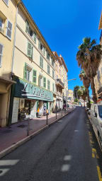 Le rue de l'appartement, rue jean de Riouffe