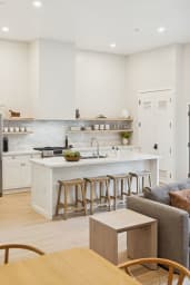 Full kitchen: Nespresso, fridge, stove/oven, plates and utensils,dishwasher