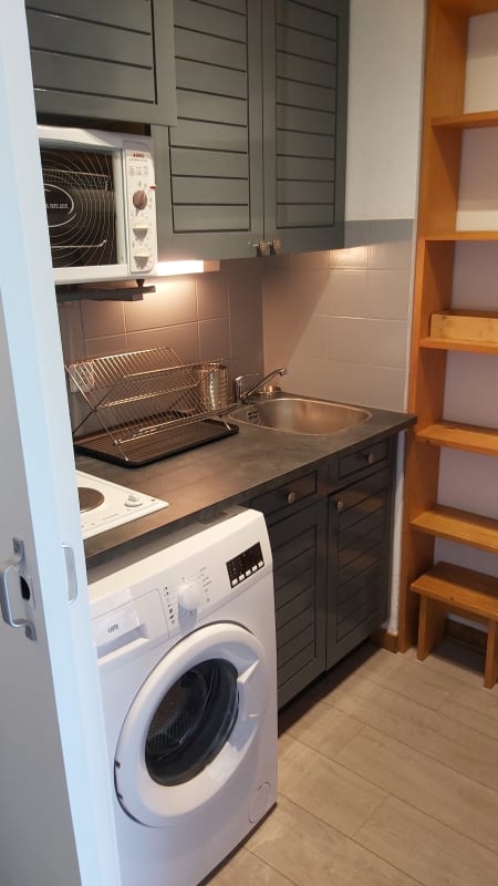Appartement   Studio sur parc, proche centre et télécabine