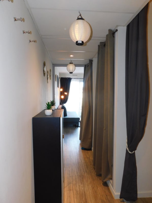  immobilier  Cosy T1Cannes Beach climatisé avec piscine