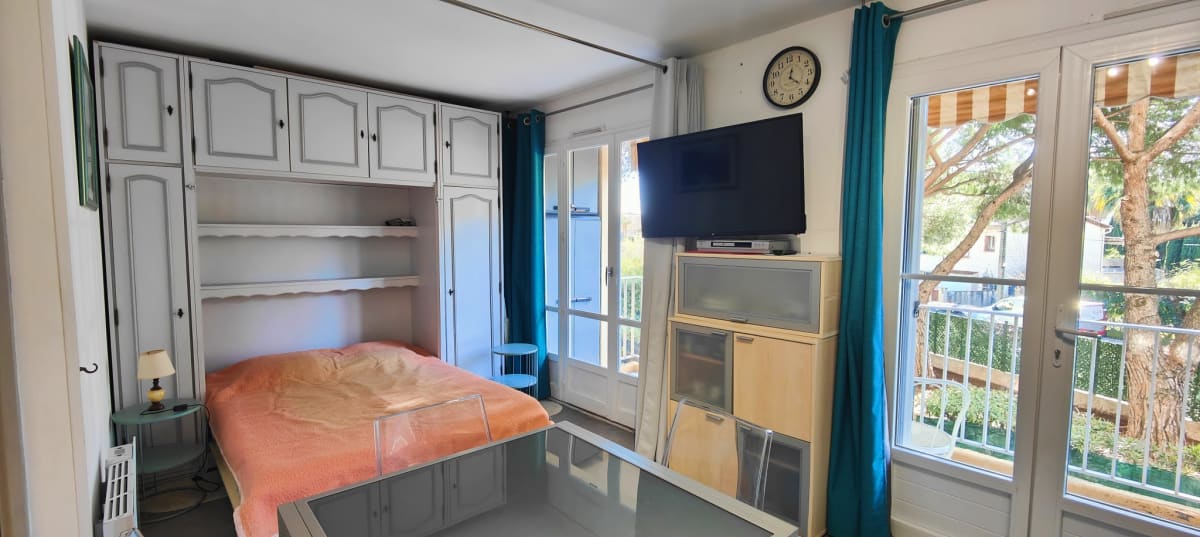  Joli studio familial proche de la plage Fréjus 
