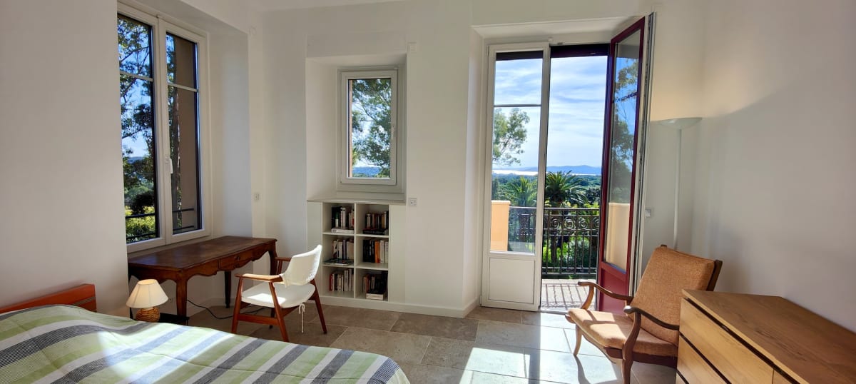  T3 spacieux avec balcon - très belle vue mer 