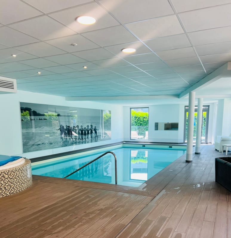 Résidence 3* bord du lac, logement T3 piscine spa